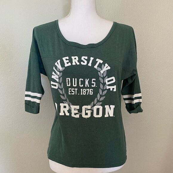 Ladies University of Oregon tee Shirt size XS - Picture 1 of 4
